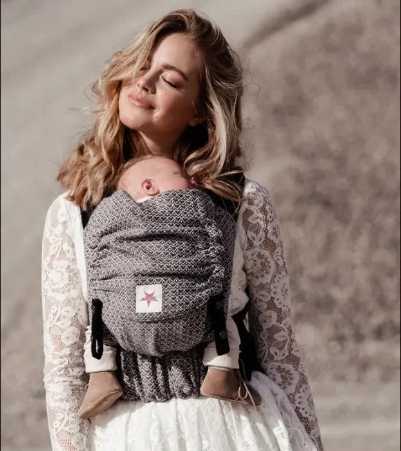 Tula Geo Heart Stone Carrier