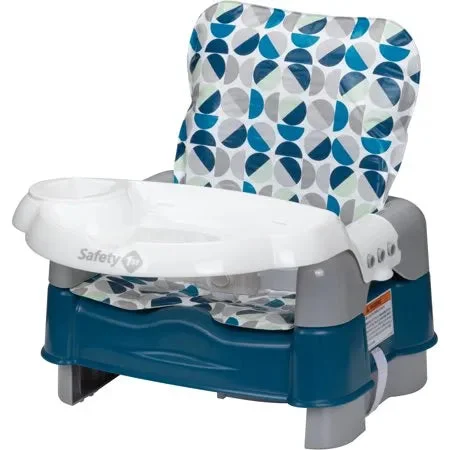 Safety 1st Deluxe Sit Snack & Go Convertible Booster Half Pipe