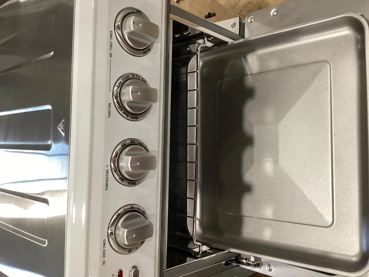 Cuisinart Airfryer Toaster Oven with Grill (See Description)