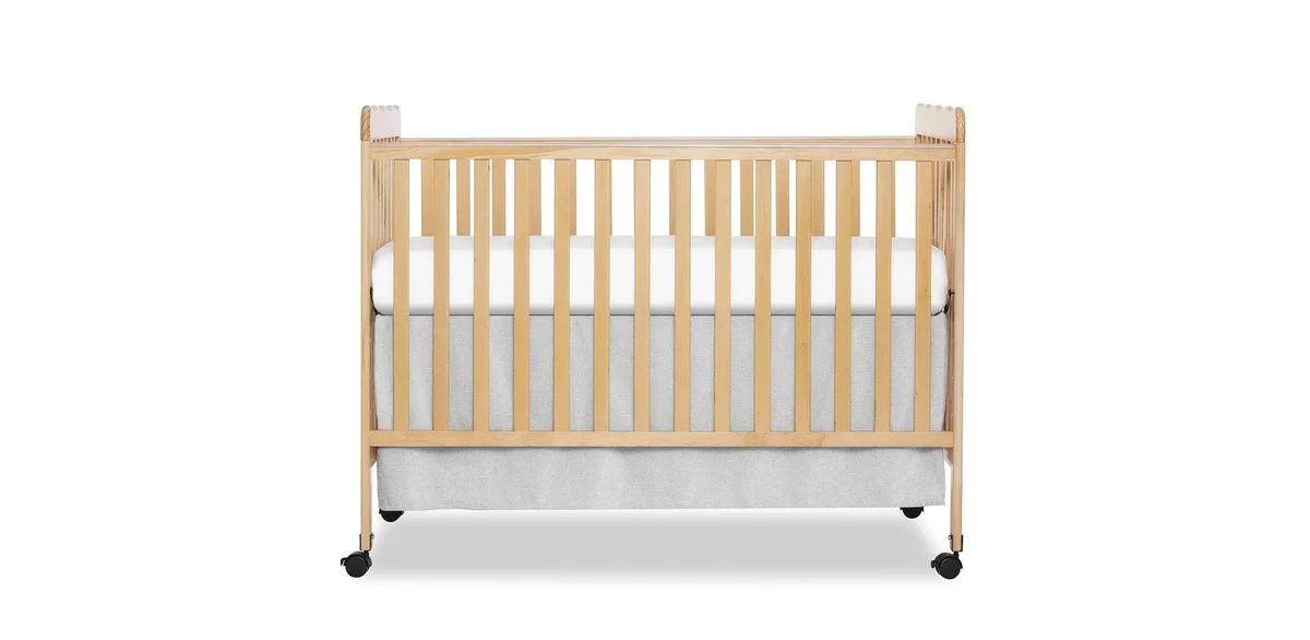Dream On Me Carson Classic 3 in 1 Convertible Crib, Natural