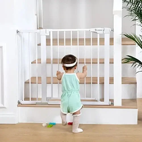 Comomy Extra Wide Baby Gate for Stairs and Doorways - White