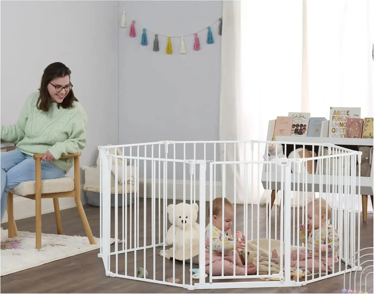 Regalo 194-Inch Super Wide Adjustable Baby Gate