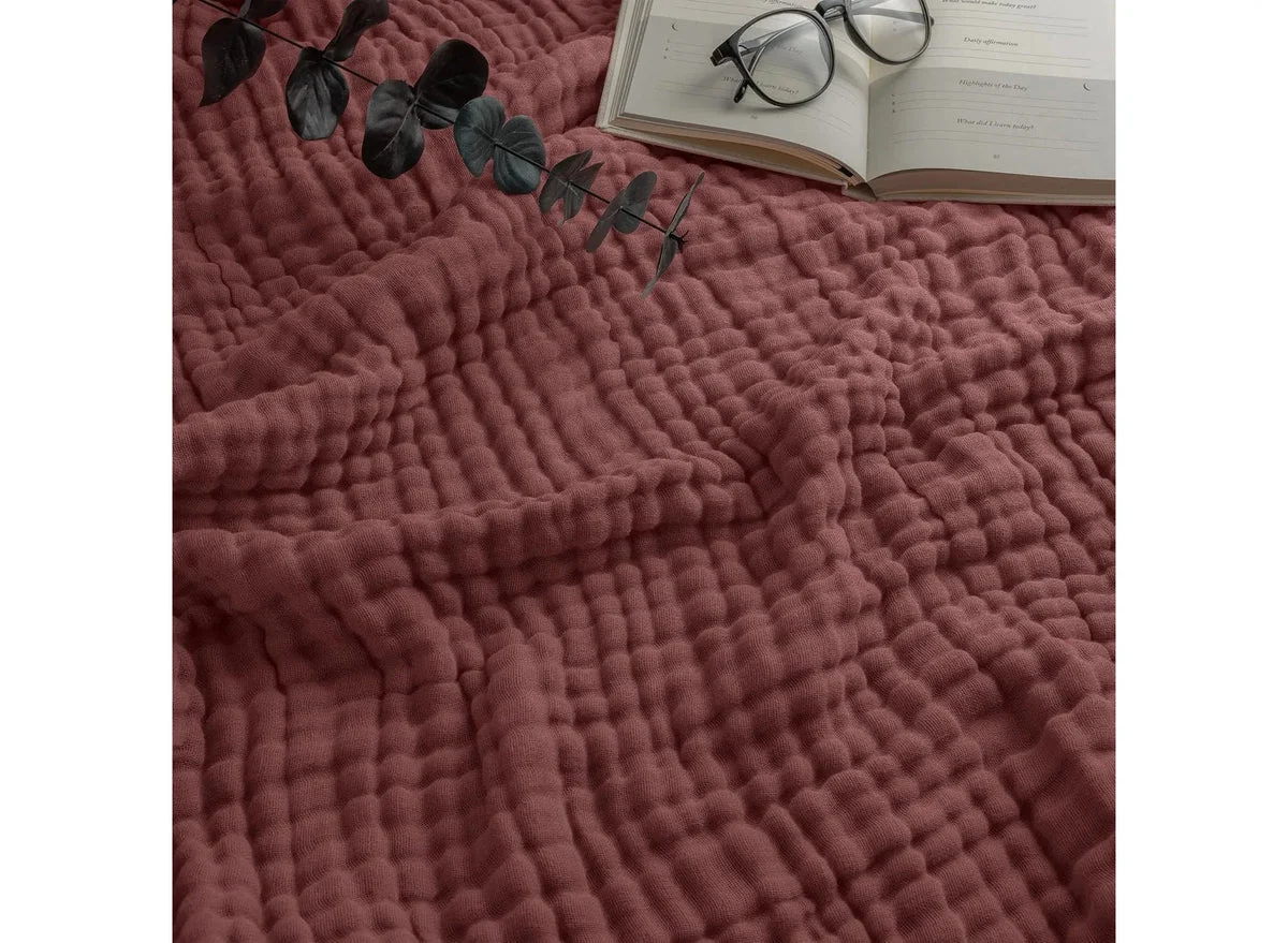 Comfy Cubs Muslin Cotton Blanket - Wine