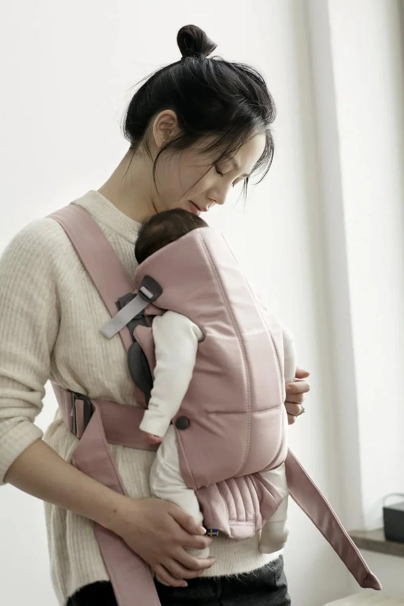BabyBjörn Baby Carrier Mini, Cotton - Dusty Pink