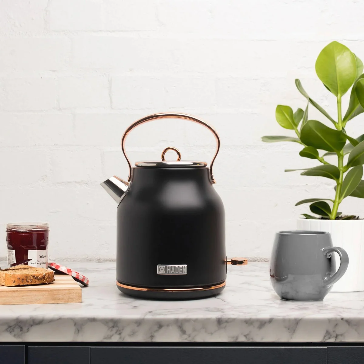 Haden Heritage 1.7L Stainless Steel Electric Cordless Kettle - Copper/Black