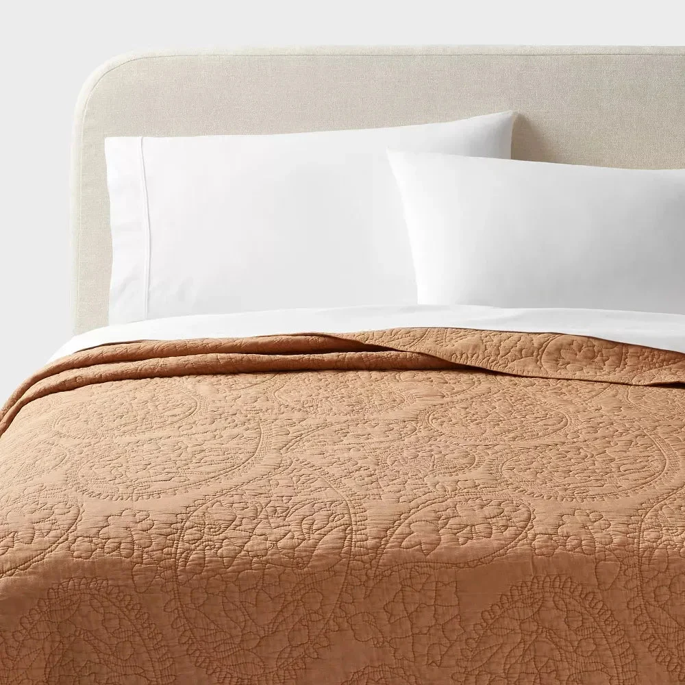 Threshold Washed Paisley Stitch Quilt Full/Queen - Camel