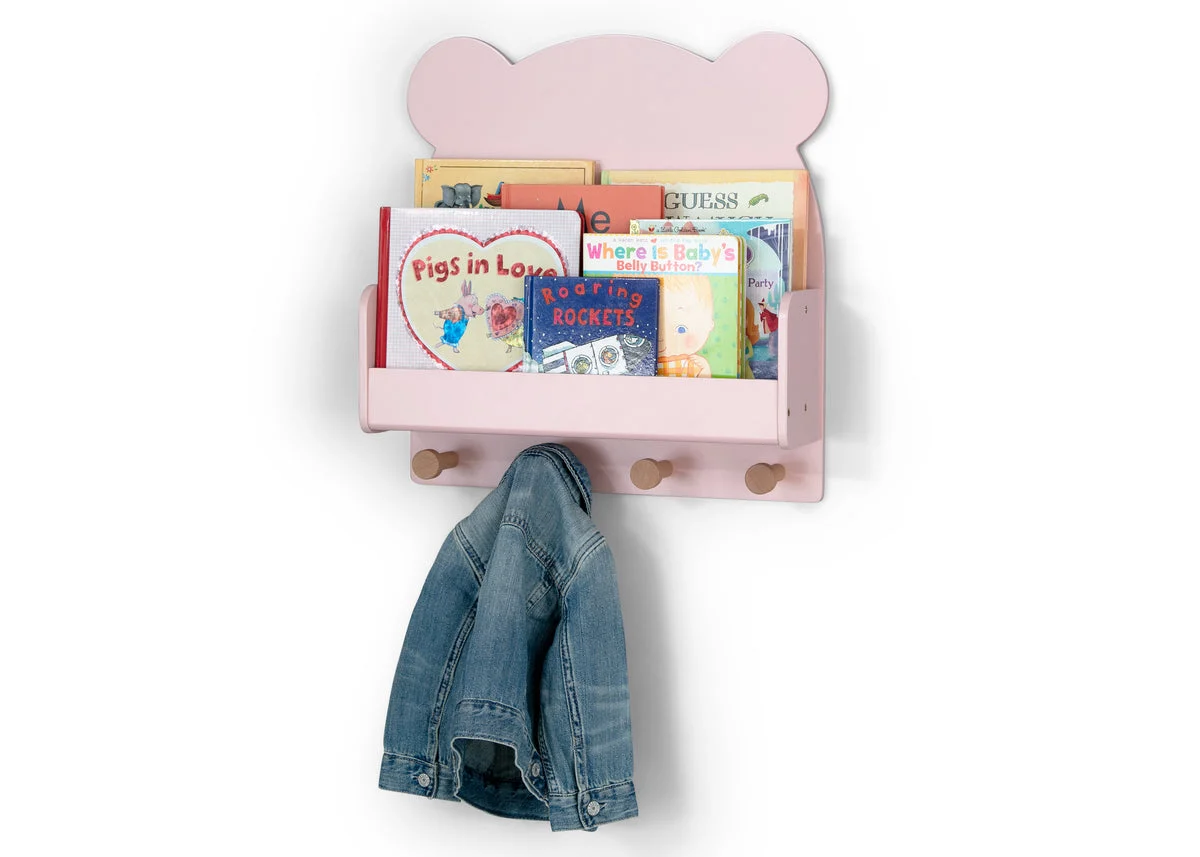 DELTA CHILDREN Brannan Bear Wall Shelf With 4 Hooks - Pink