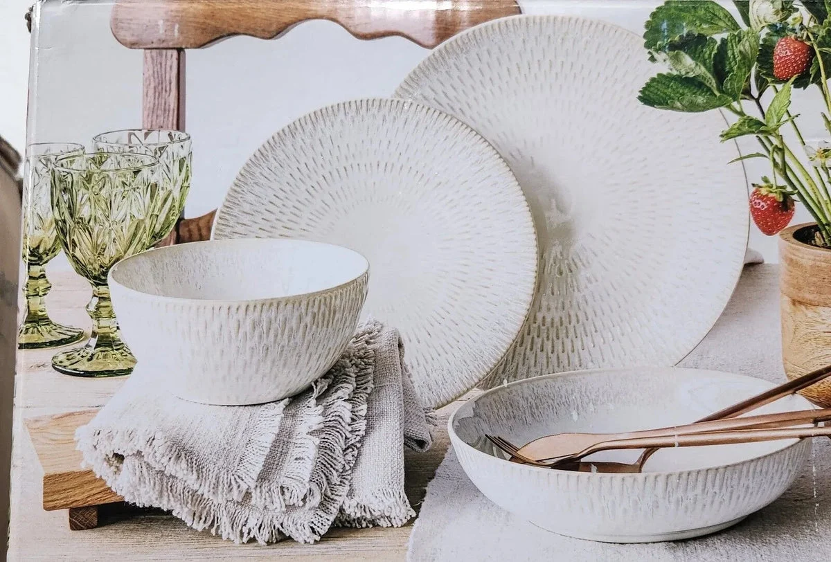 Dinerware set 16 PCS New Over and Back Dinner Set in Box Service for 4 Reactive Glaze