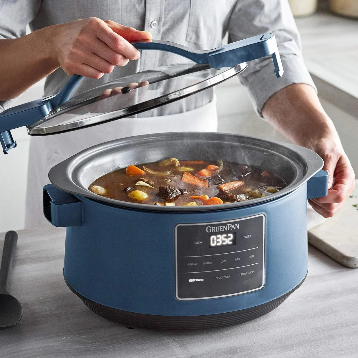 GreenPan 8 Quart Family Size Locking Lid Slow Cooker