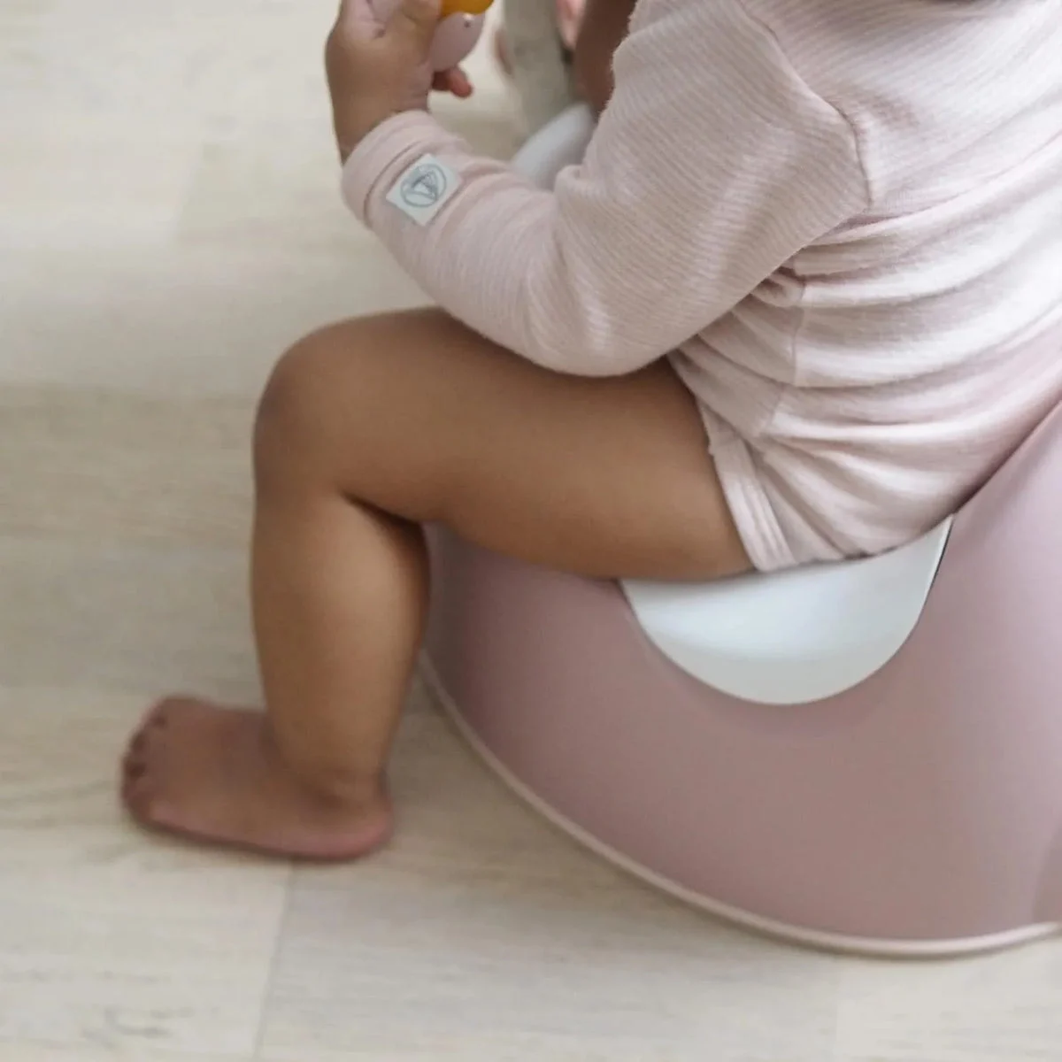 Beaba Ergonomic Training Potty (Rose)