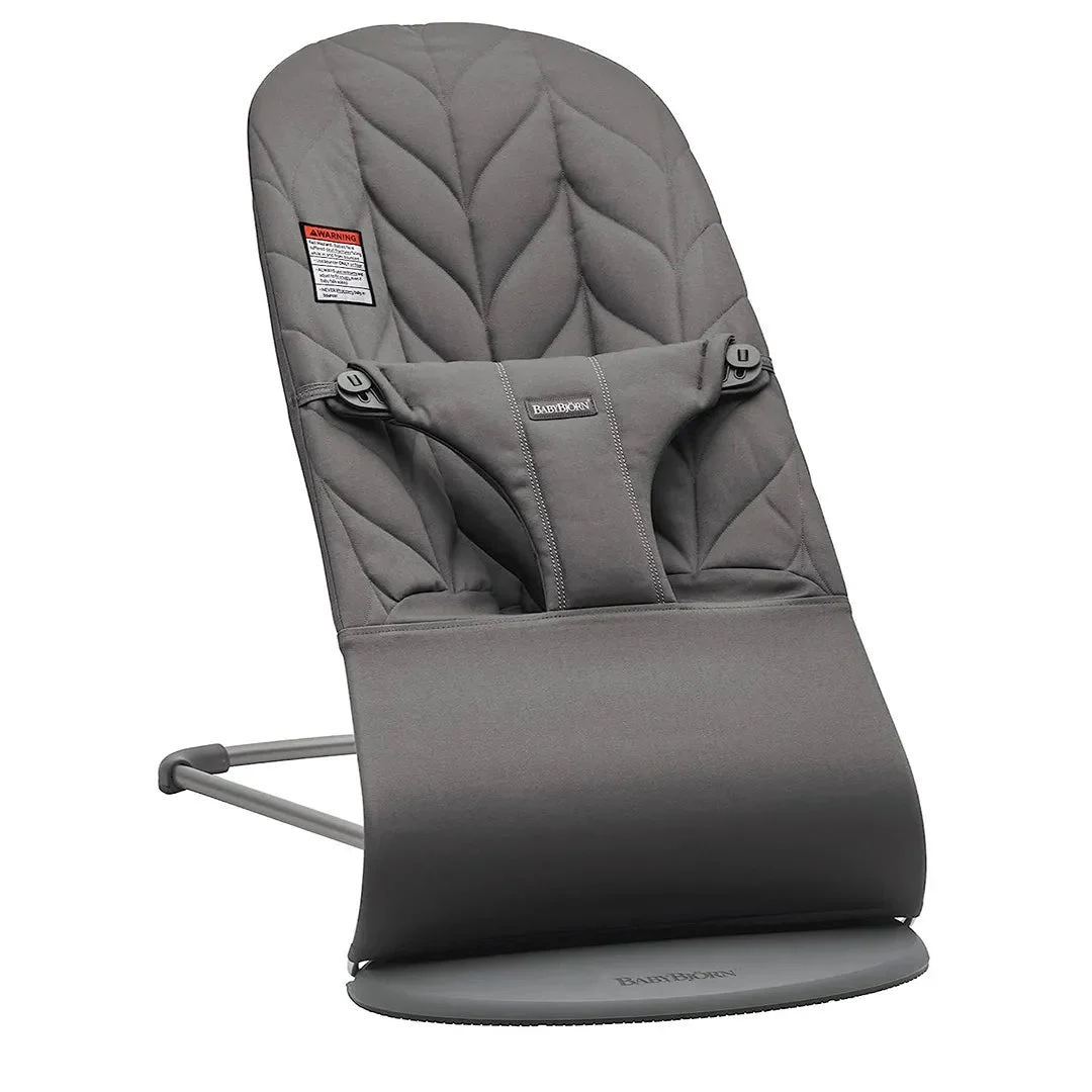 BabyBjörn Bouncer Bliss - Dark Gray Frame, Petal Quilt Cotton, Anthracite
