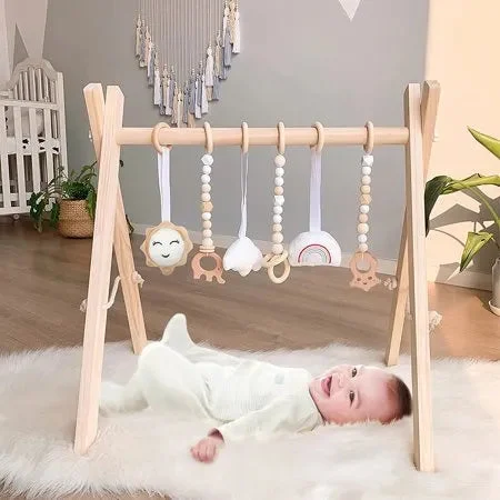 QIRUMENG Wooden Baby Play Gym with 6 Hanging Sensory Toys