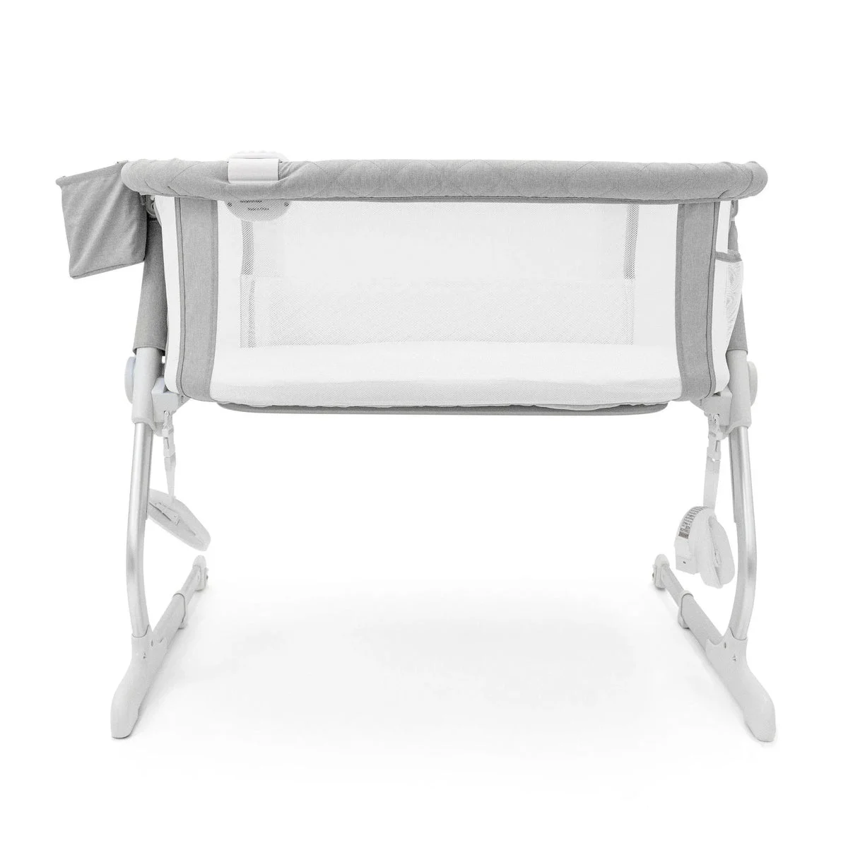 Baby Delight Beside Me Dreamer Deluxe Bassinet and Bedside Sleeper - Pebble Gray