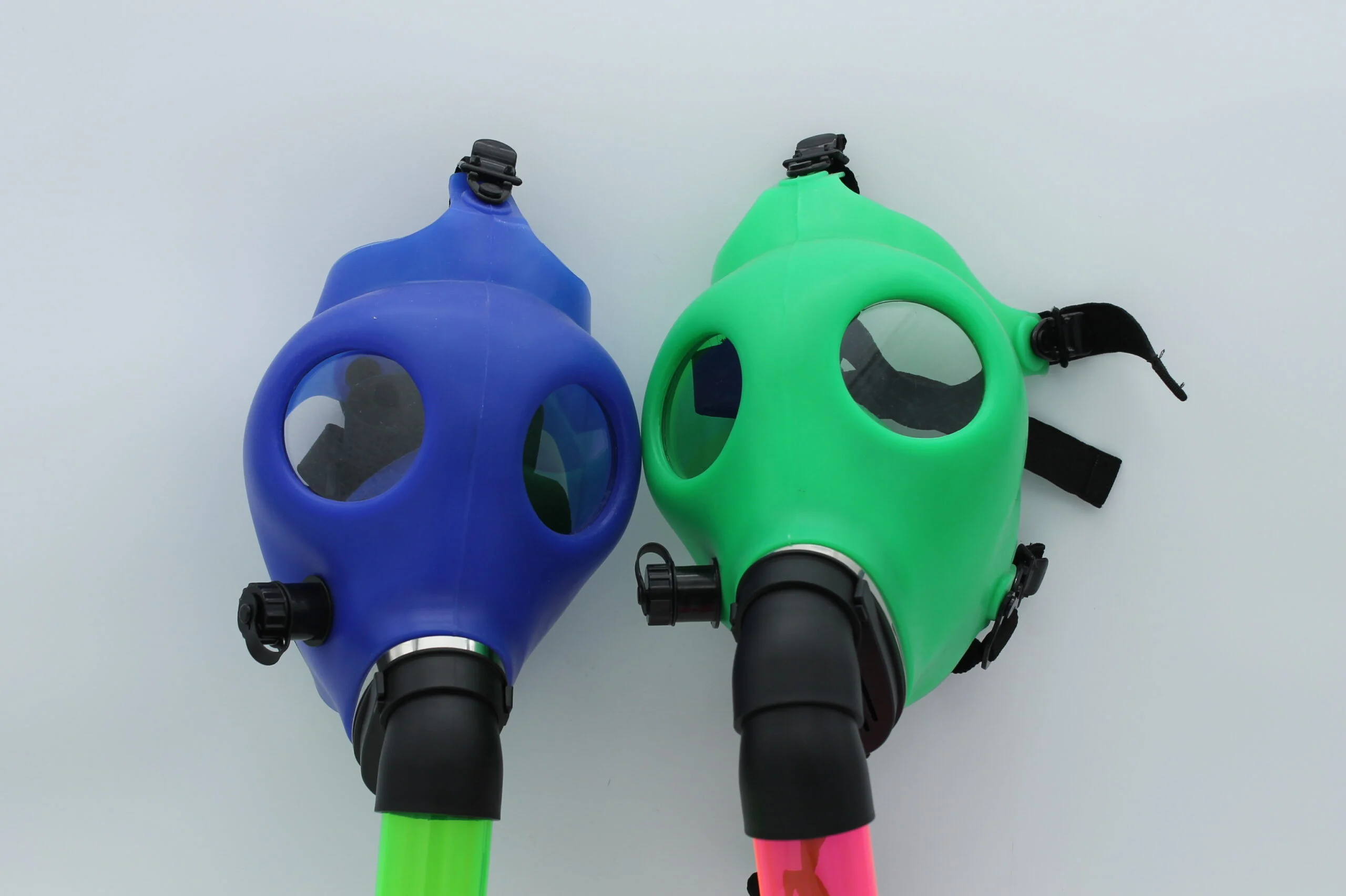 Gas Mask - Water Pipes