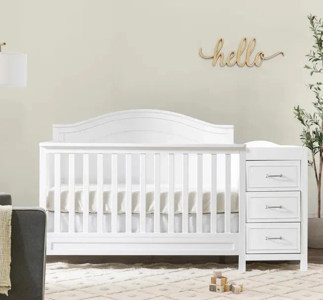 DaVinci Charlie 4-in-1 Convertible Crib