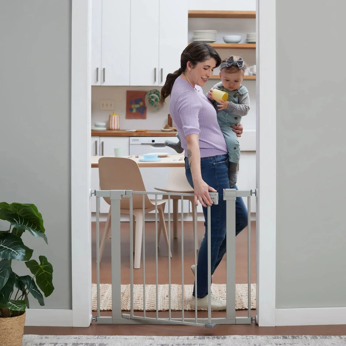 Safety 1st Pressure Mounted Baby Gate - Grey