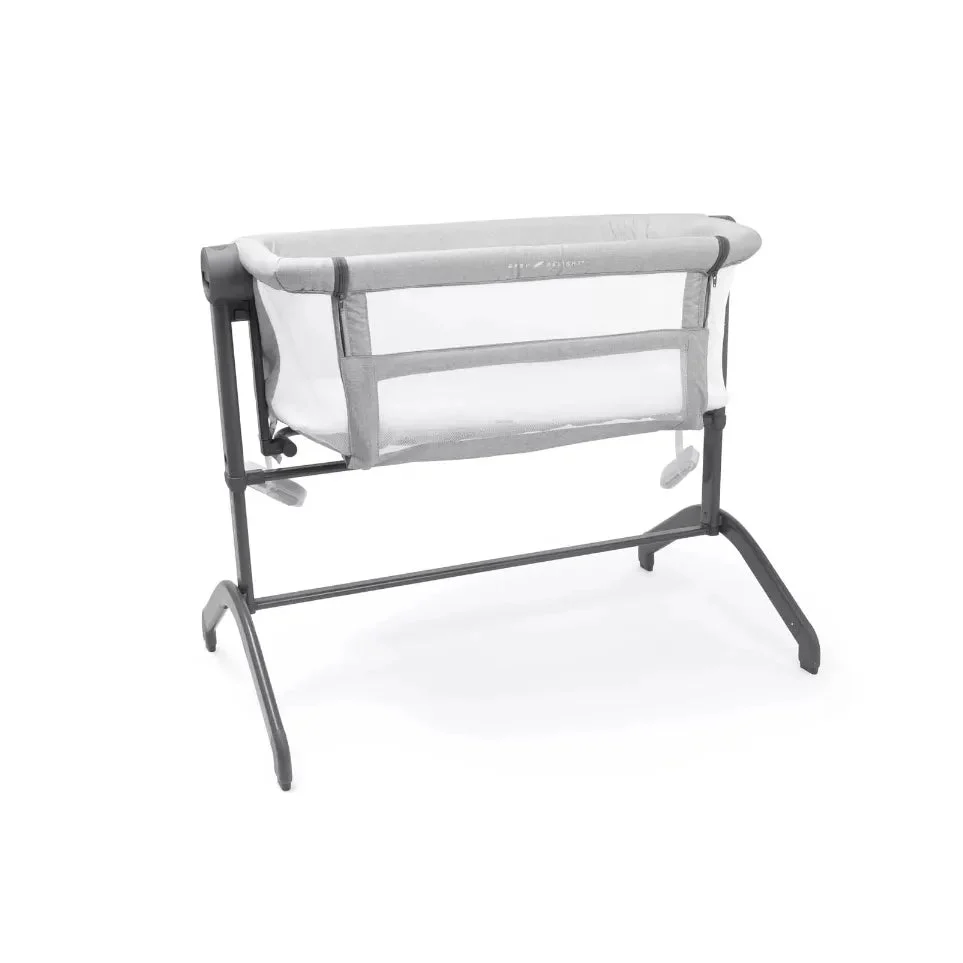 Baby Delight Beside Me Wink Bassinet & Bedside Sleeper