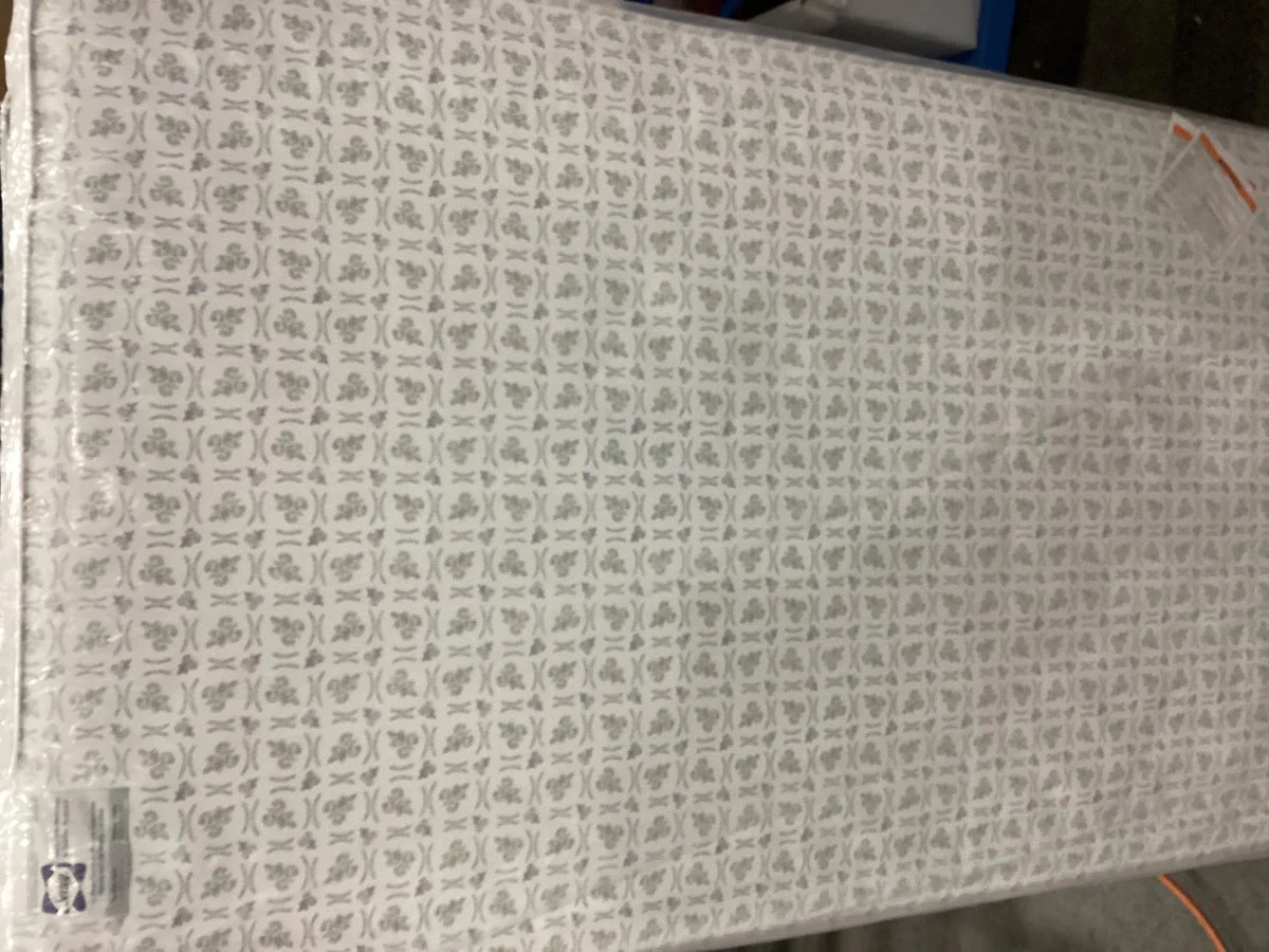 Kolcraft Sealy Baby Posturepedic Grow 2-Stage Crib Mattress
