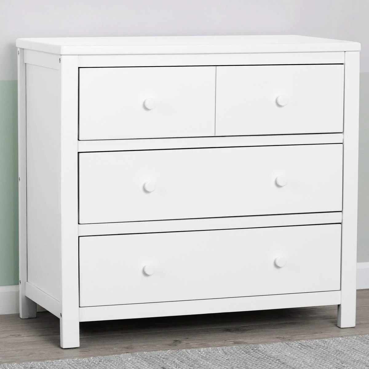 DELTA CHILDREN 3 Drawer Dresser With Interlocking Drawers